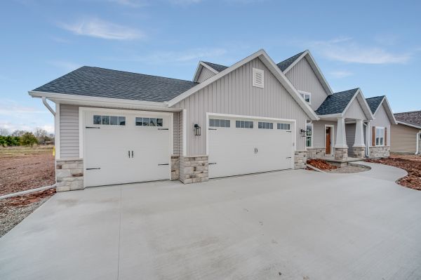 Cost of Concrete Driveway Pouring in Mishawaka