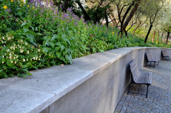 Concrete Retaining Wall Service in Mishawaka