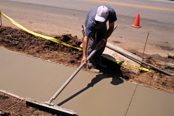 Cost of Sidewalk Building in Mishawaka