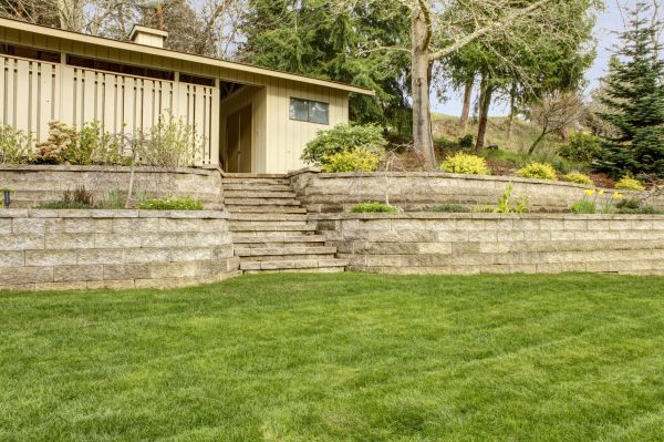Retaining Wall Construction in Mishawaka