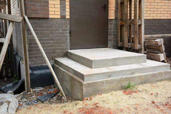 Cement Steps Construction in Mishawaka